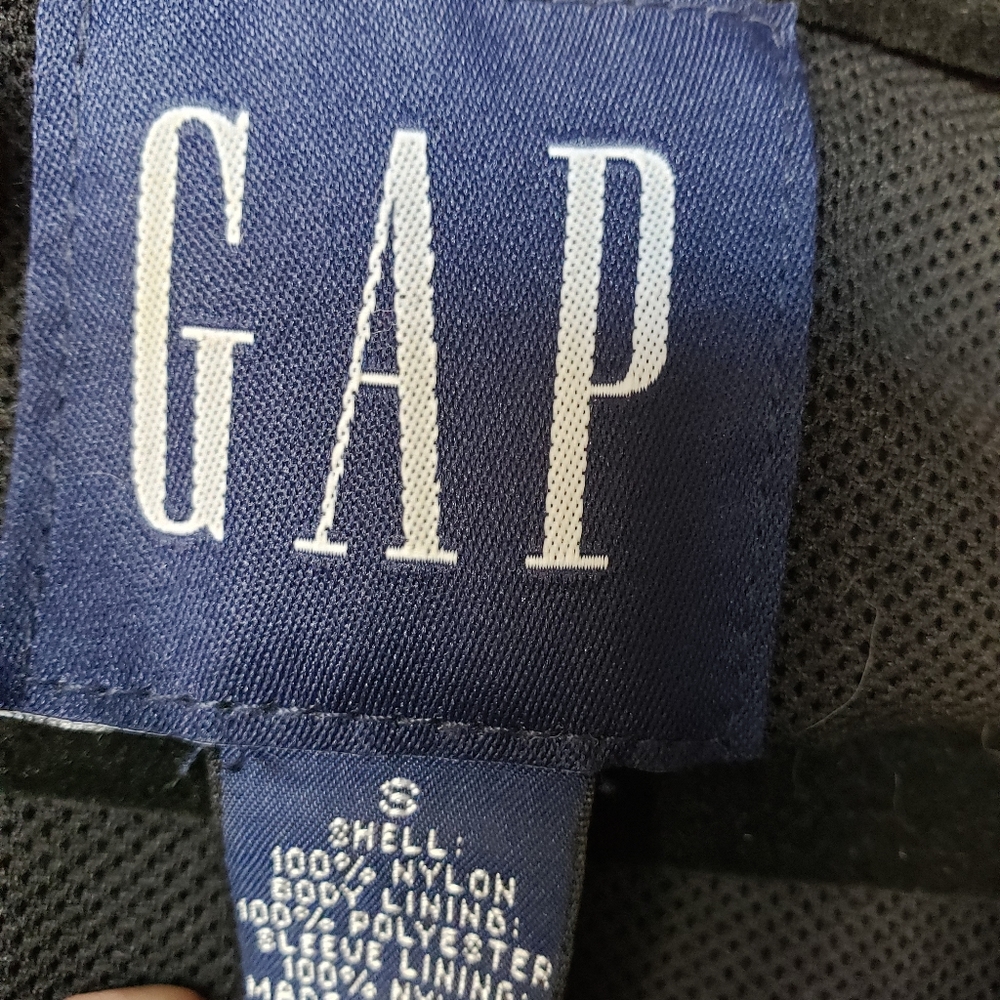 GAP Black Windbreaker Jacket - Picture 4 of 8